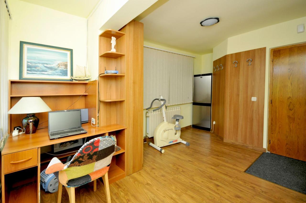 Apartments Penic Trogir Luaran gambar