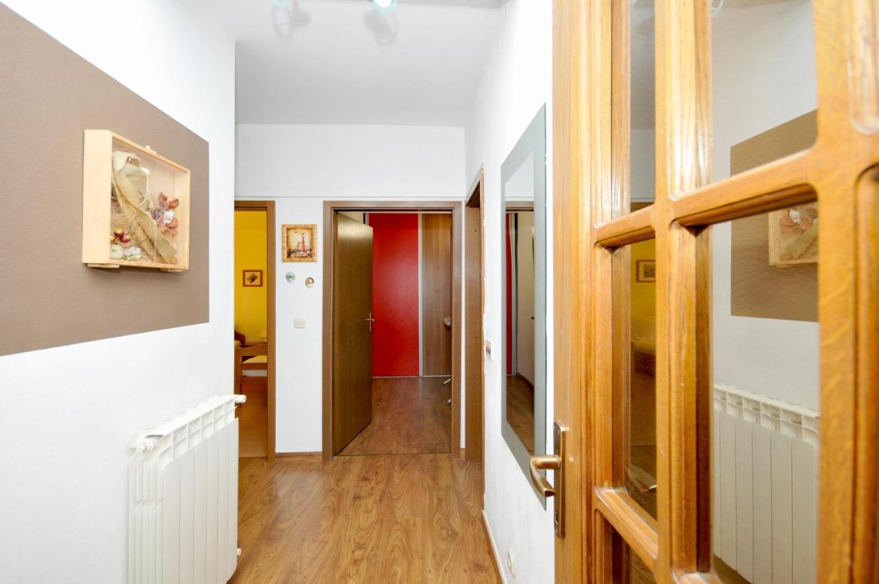 Apartments Penic Trogir Luaran gambar