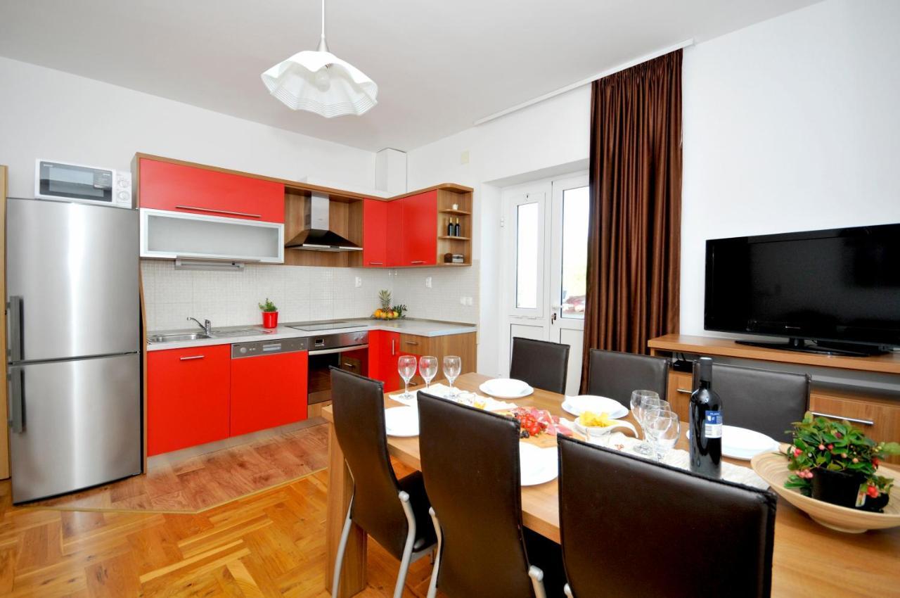 Apartments Penic Trogir Luaran gambar