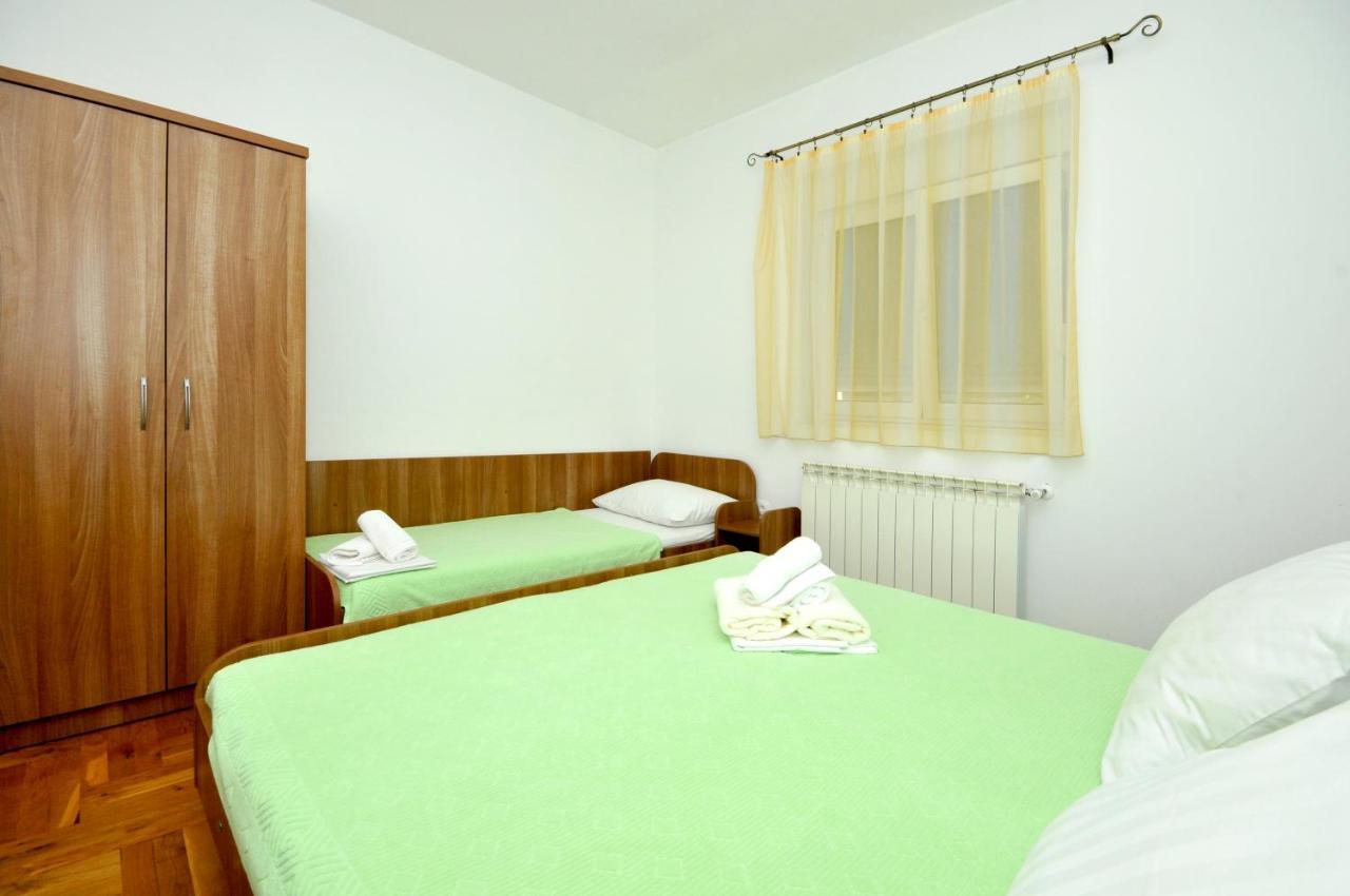 Apartments Penic Trogir Luaran gambar